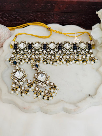 Obrean choker set