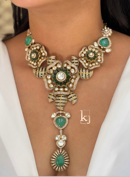 Atevy necklace set