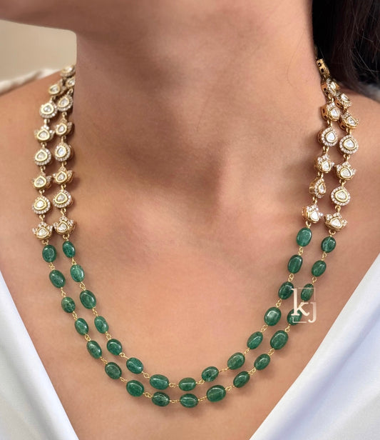 Qyura necklace set