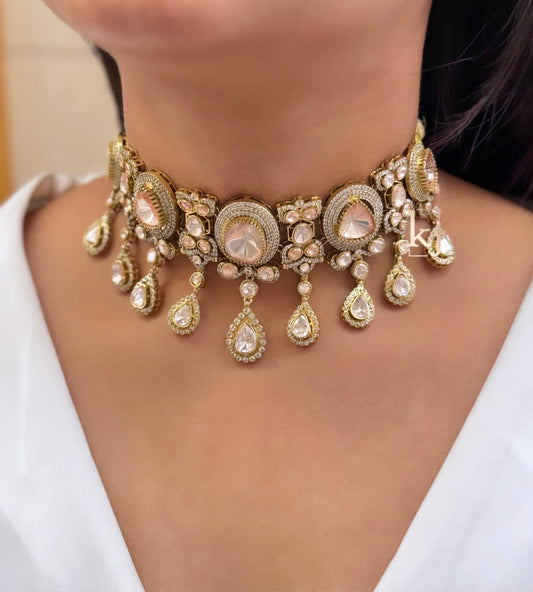 Sarai choker set