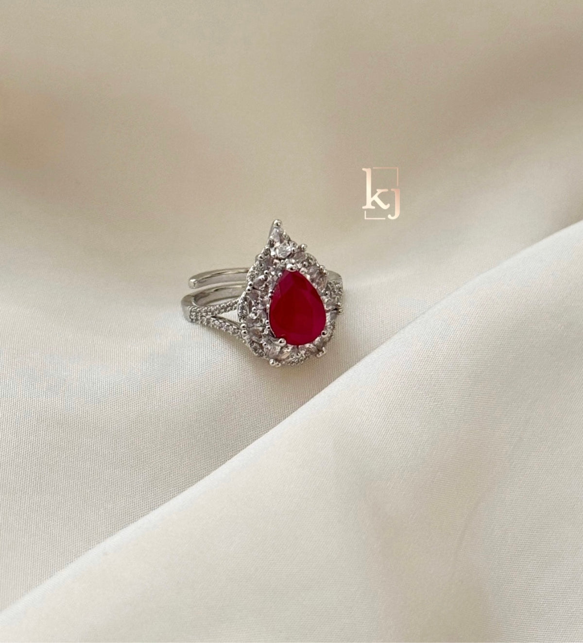 Arrow ring