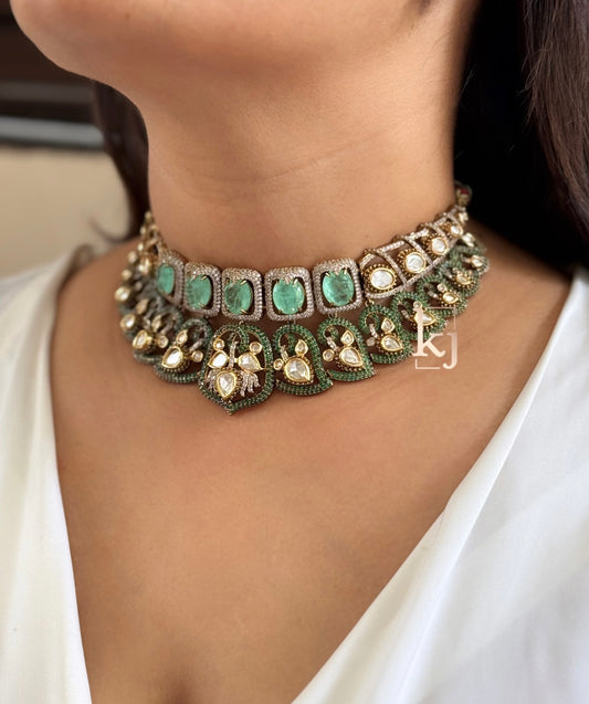 Hima choker set
