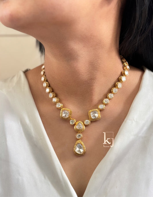 Elara necklace set