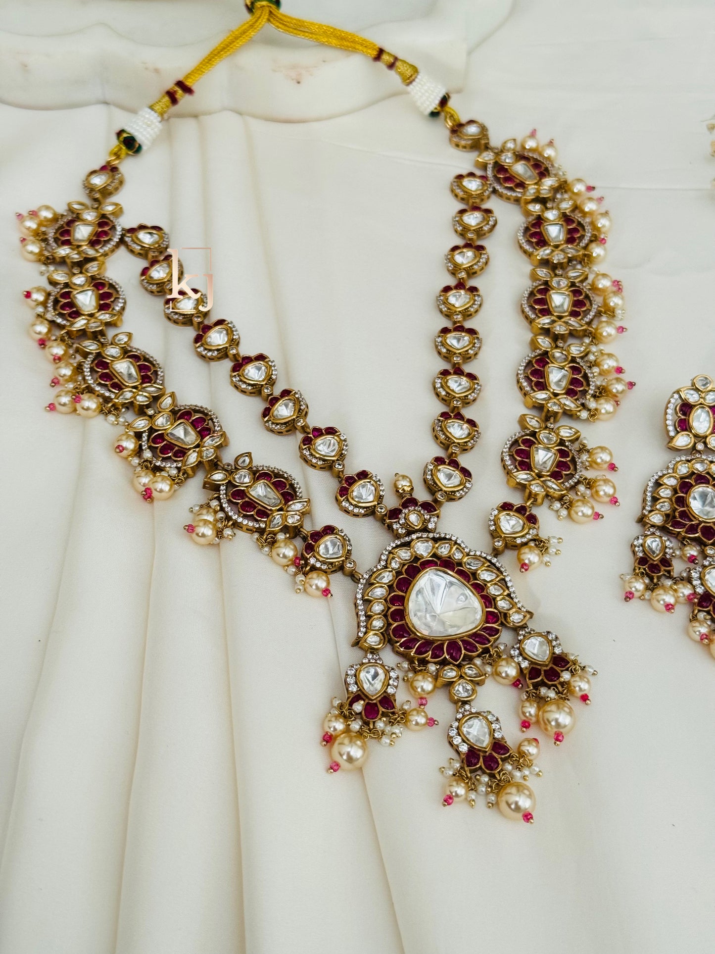 Xirina Necklace set