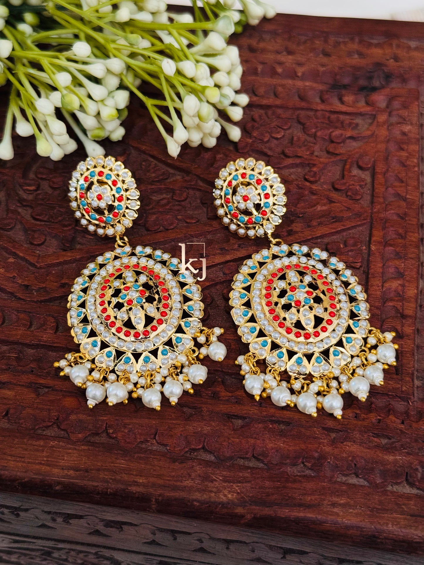 Shriti earrings set