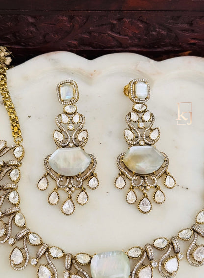 Myron necklace set