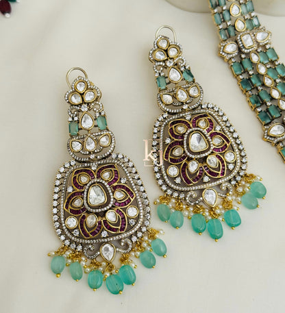 Amara pendant set