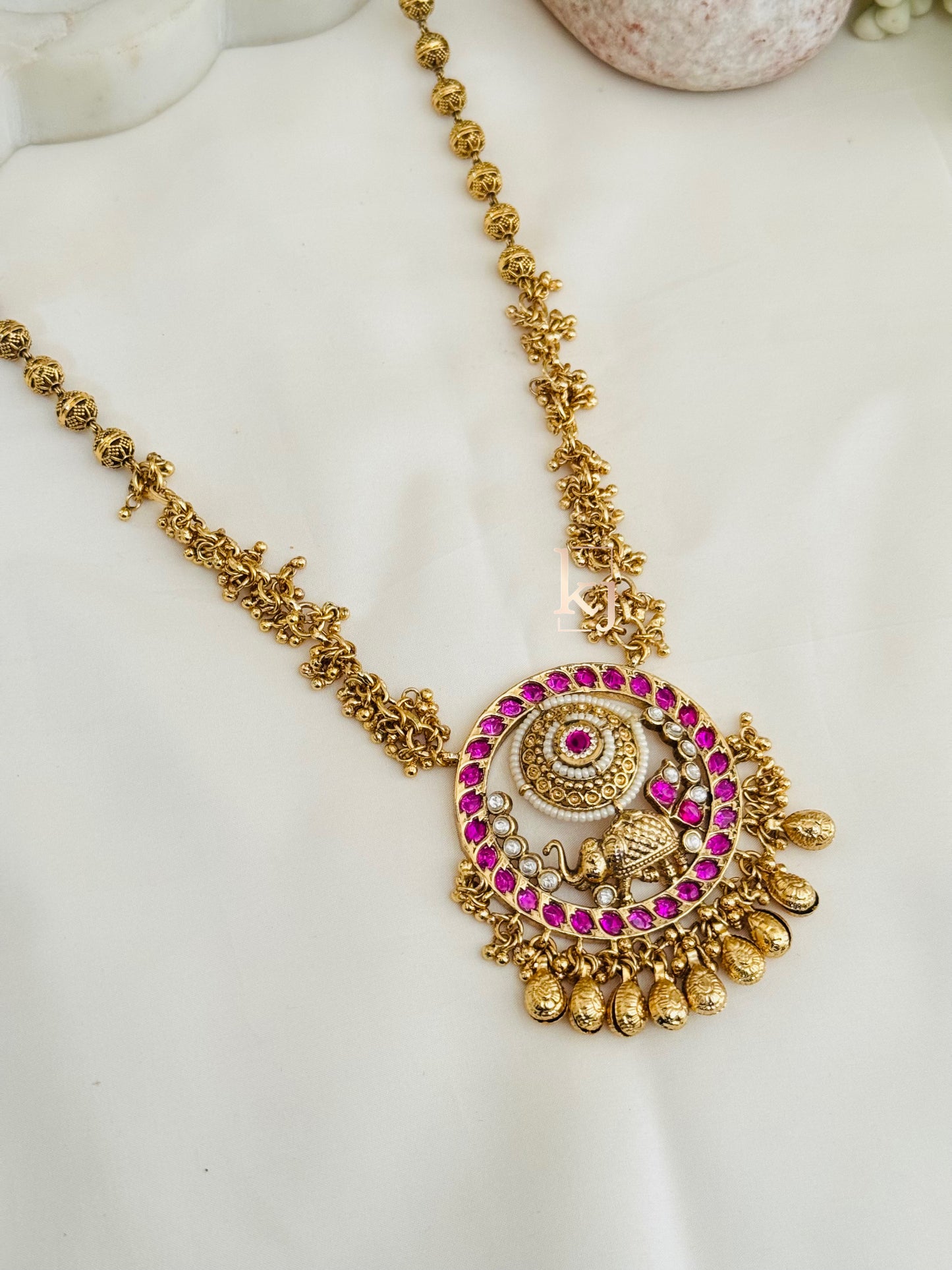 Amala necklace set