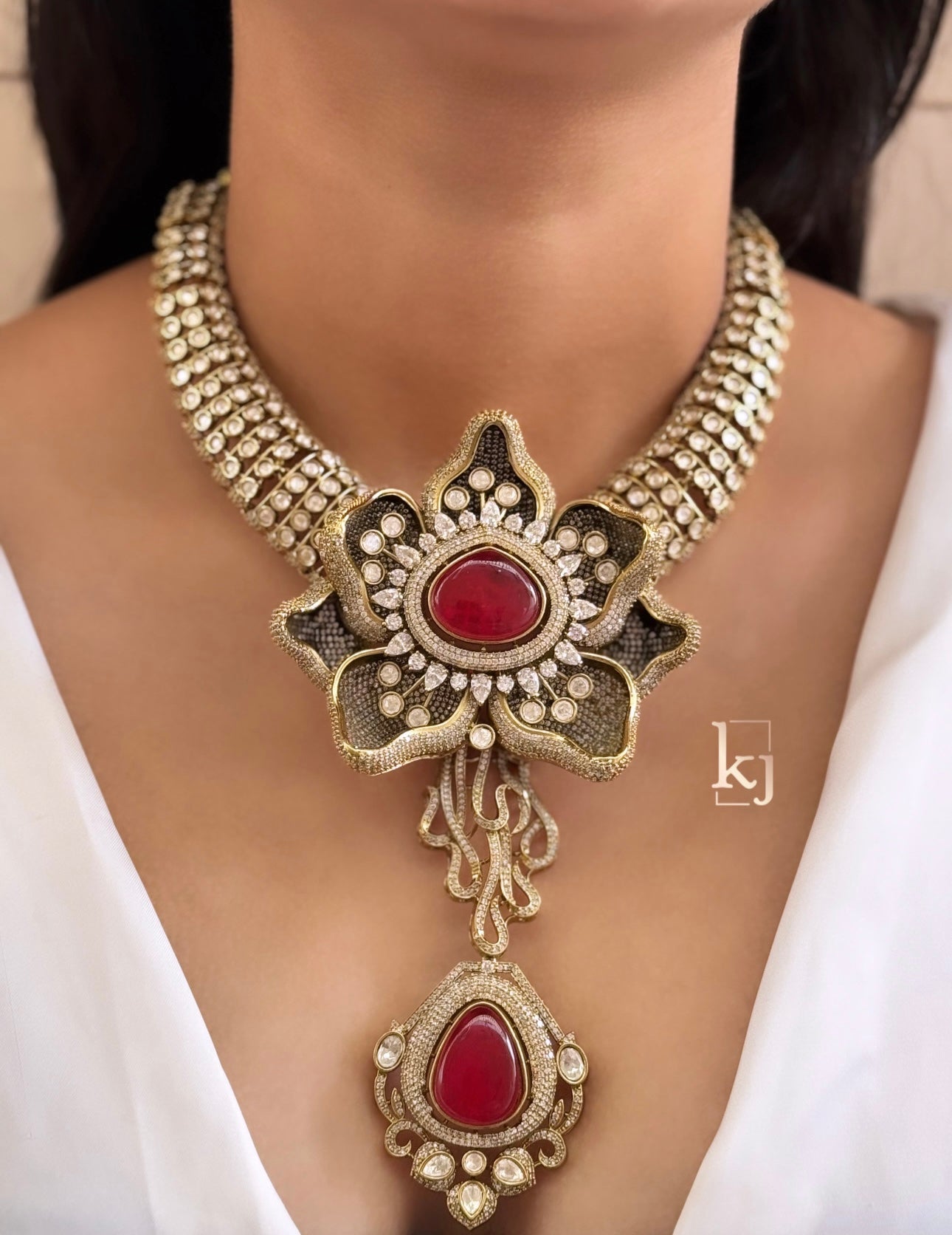 Shyina necklace set