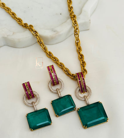 Pryun pendant set