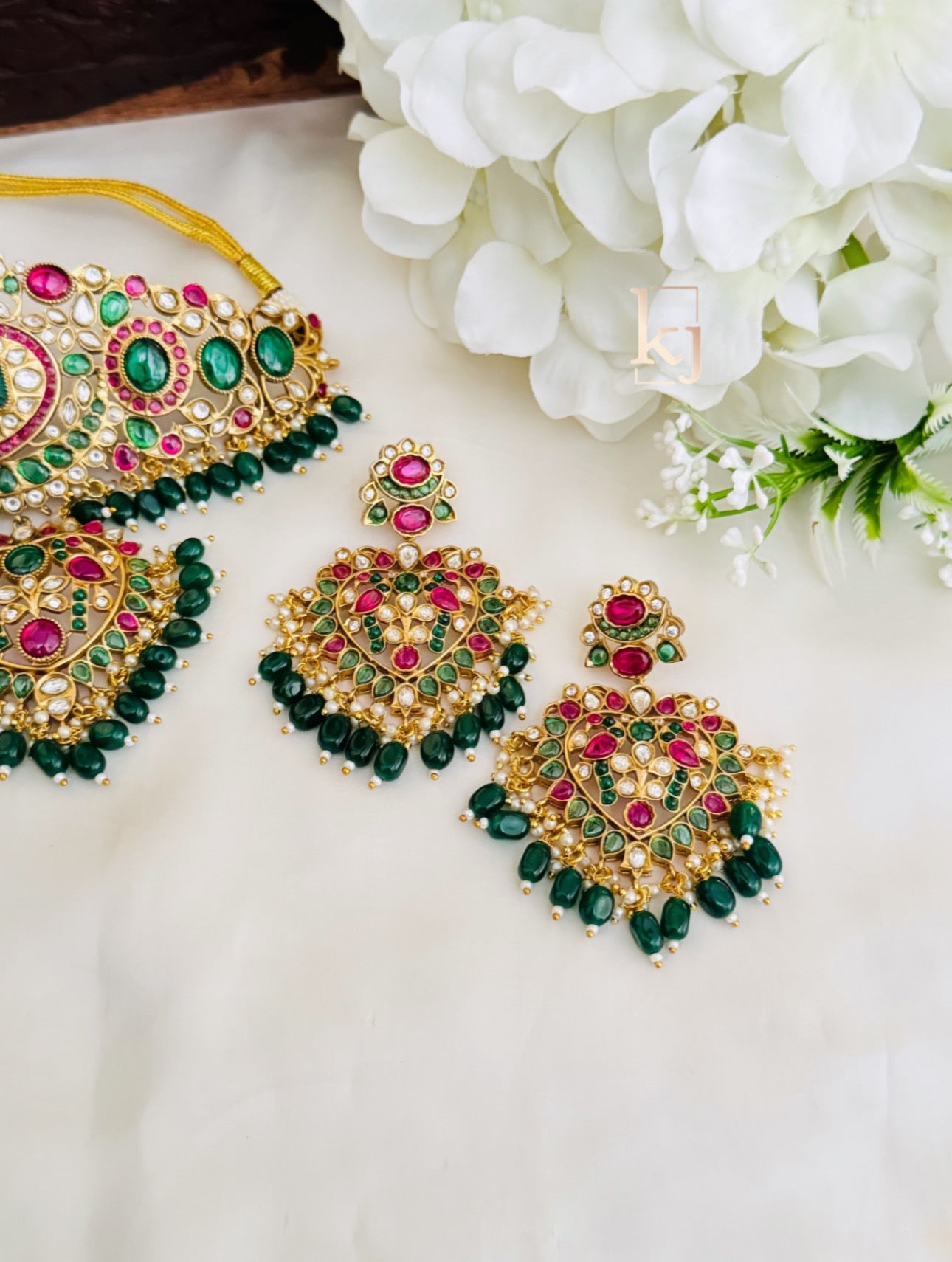 Anthea choker set