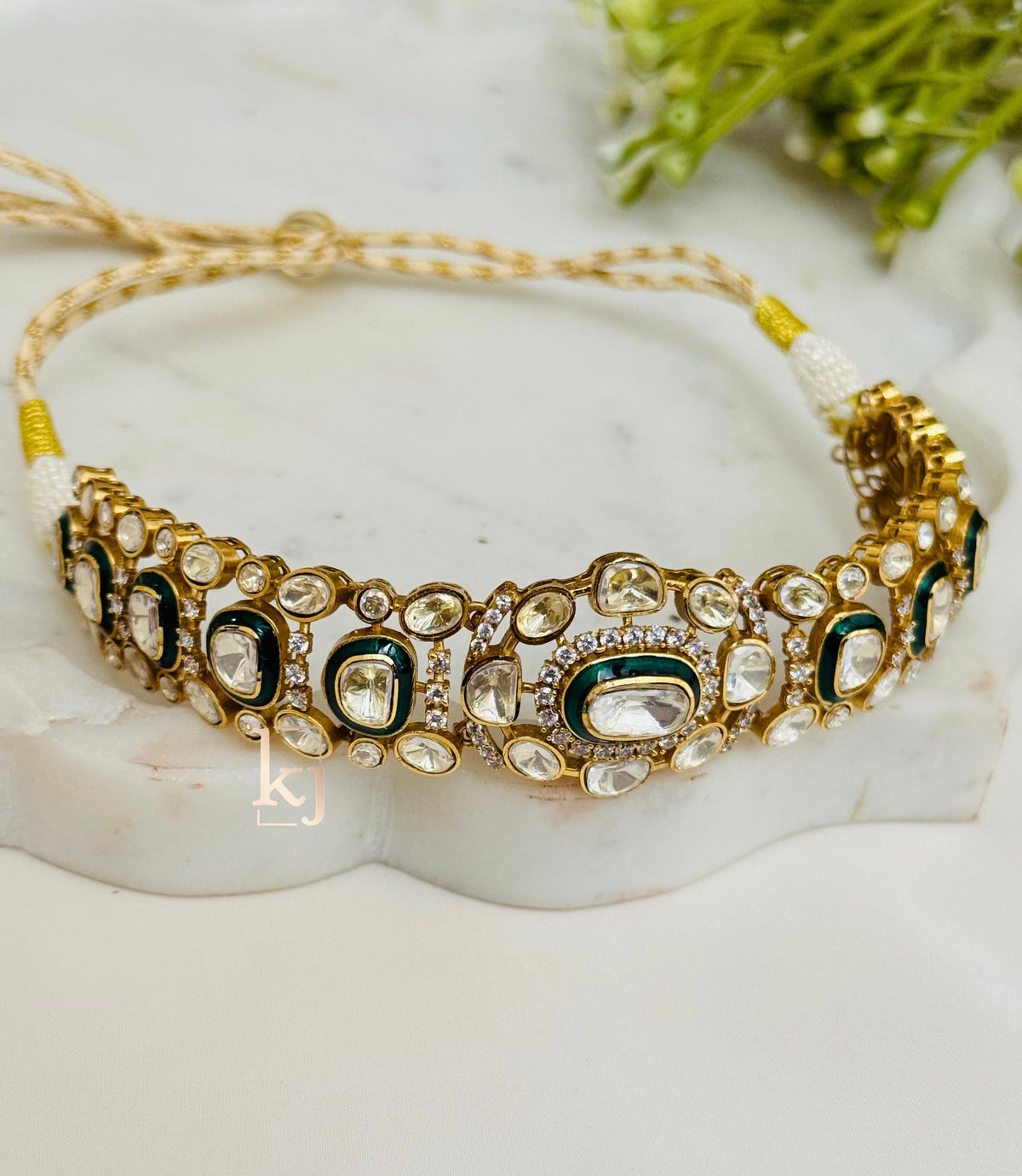 Giona choker set