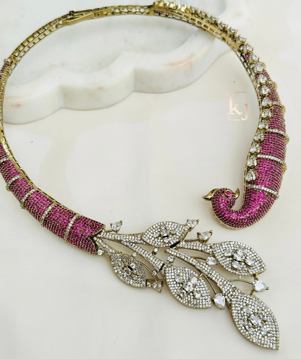 Piona necklace set