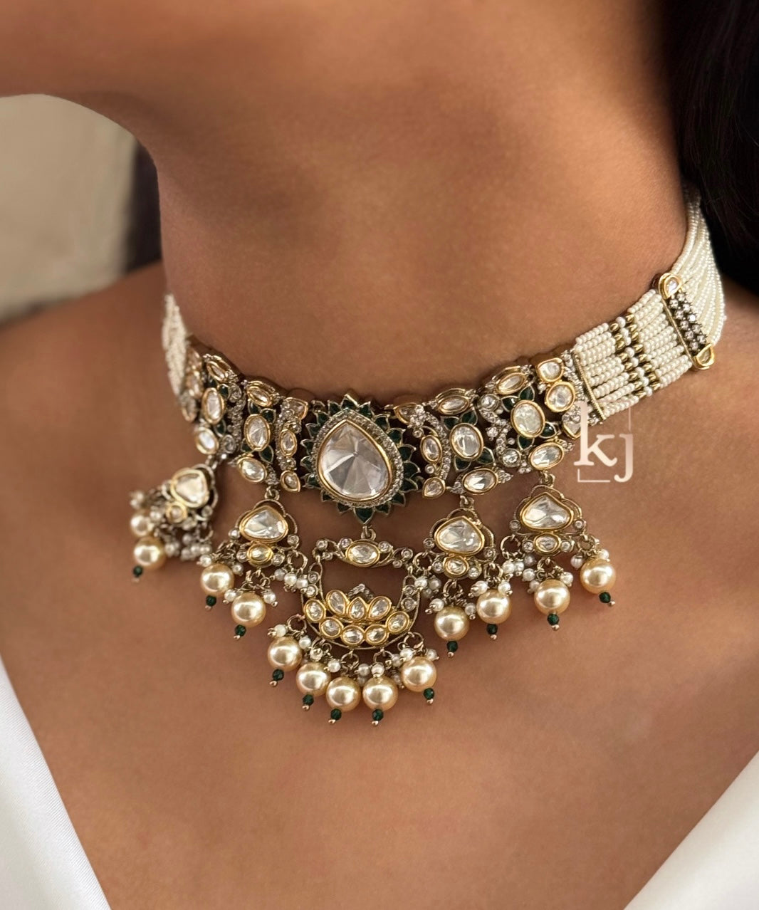 Nicolas choker set