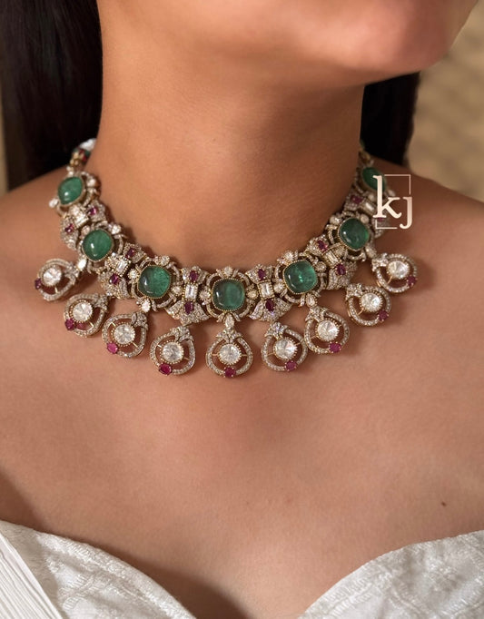 Isla Necklace set