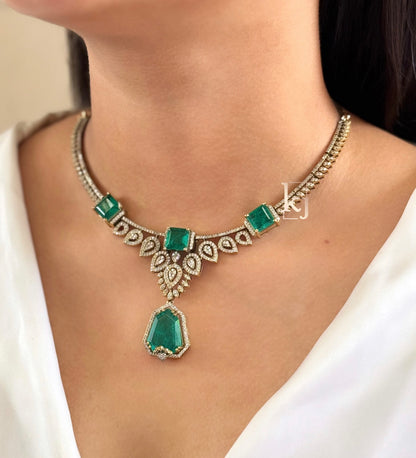 Kinin necklace set