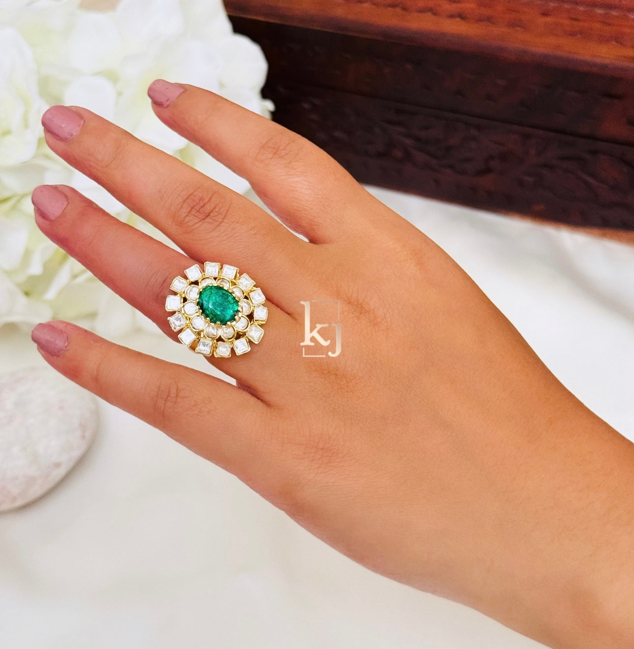 Safiyan ring