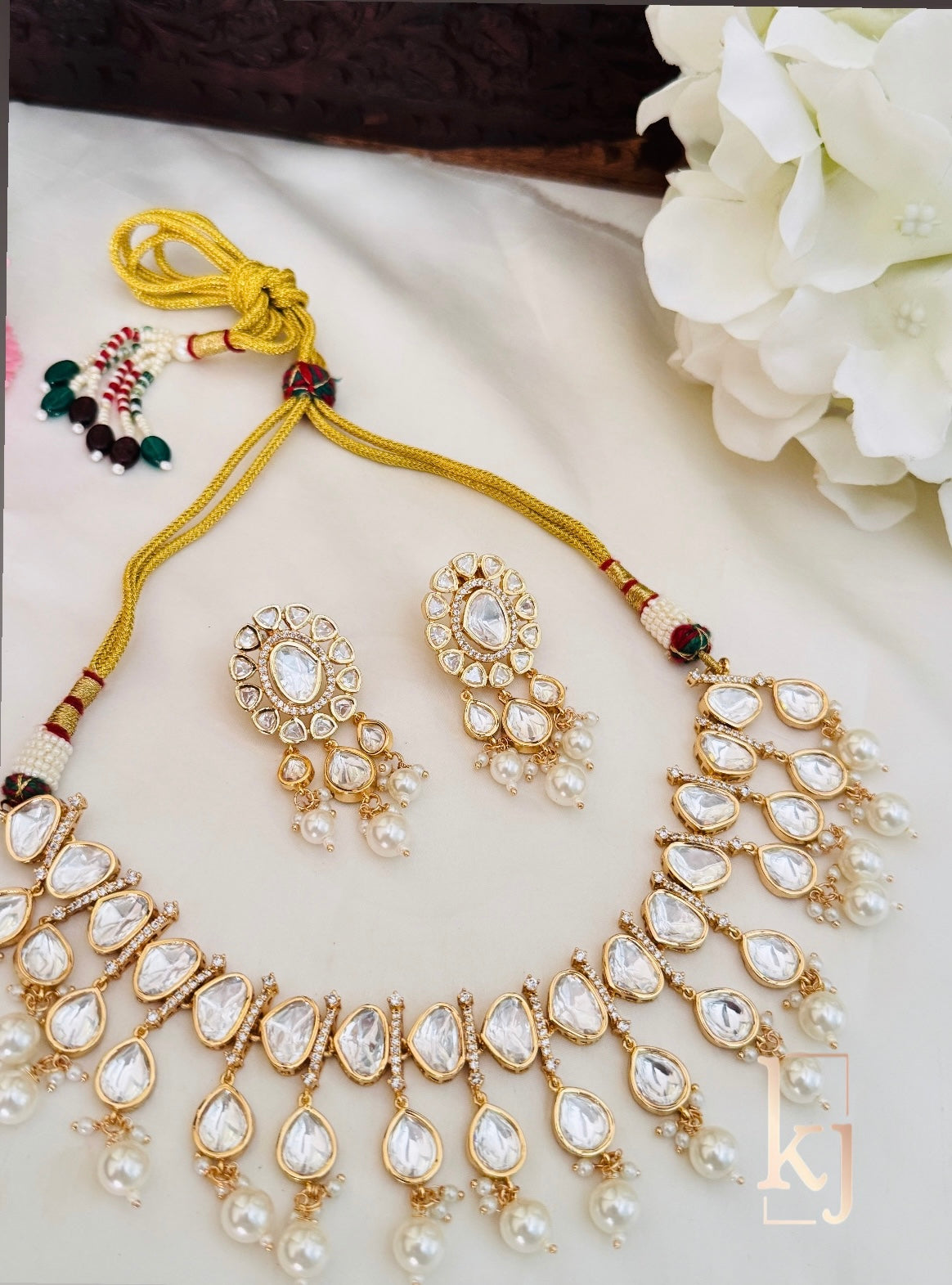 Zhuri Necklace set