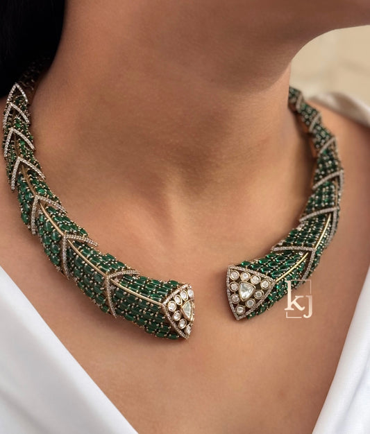 Niva necklace set