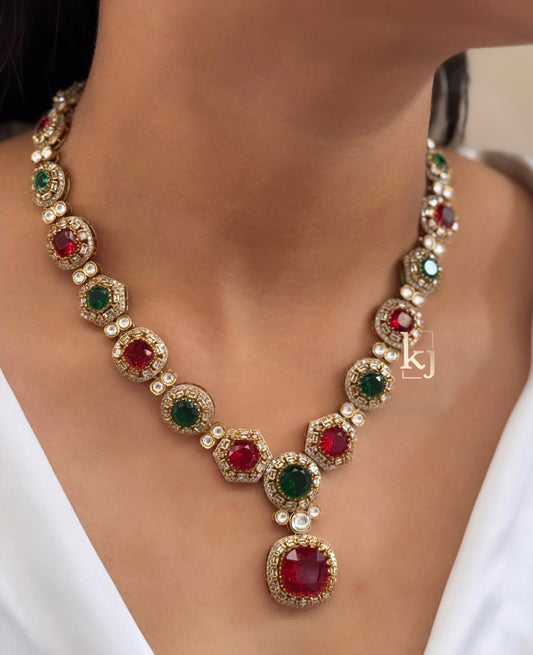 Marissa pendant set