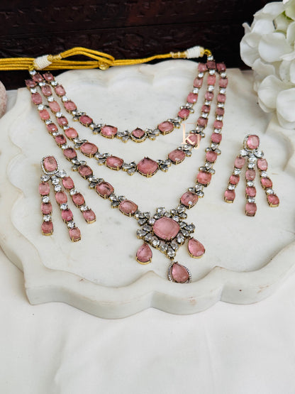 Vespera necklace set