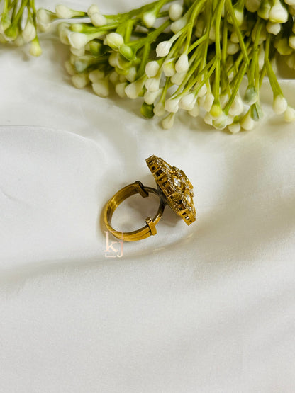 Bianca ring