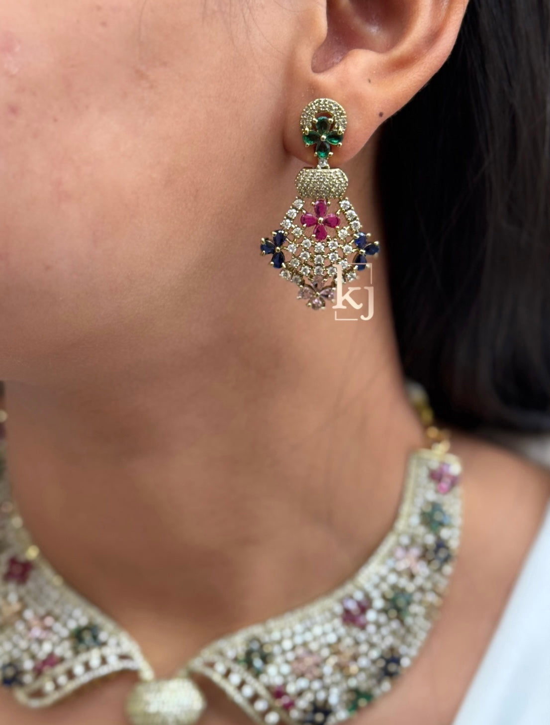 Yuzira necklace set