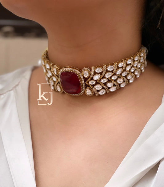 Anaya choker set