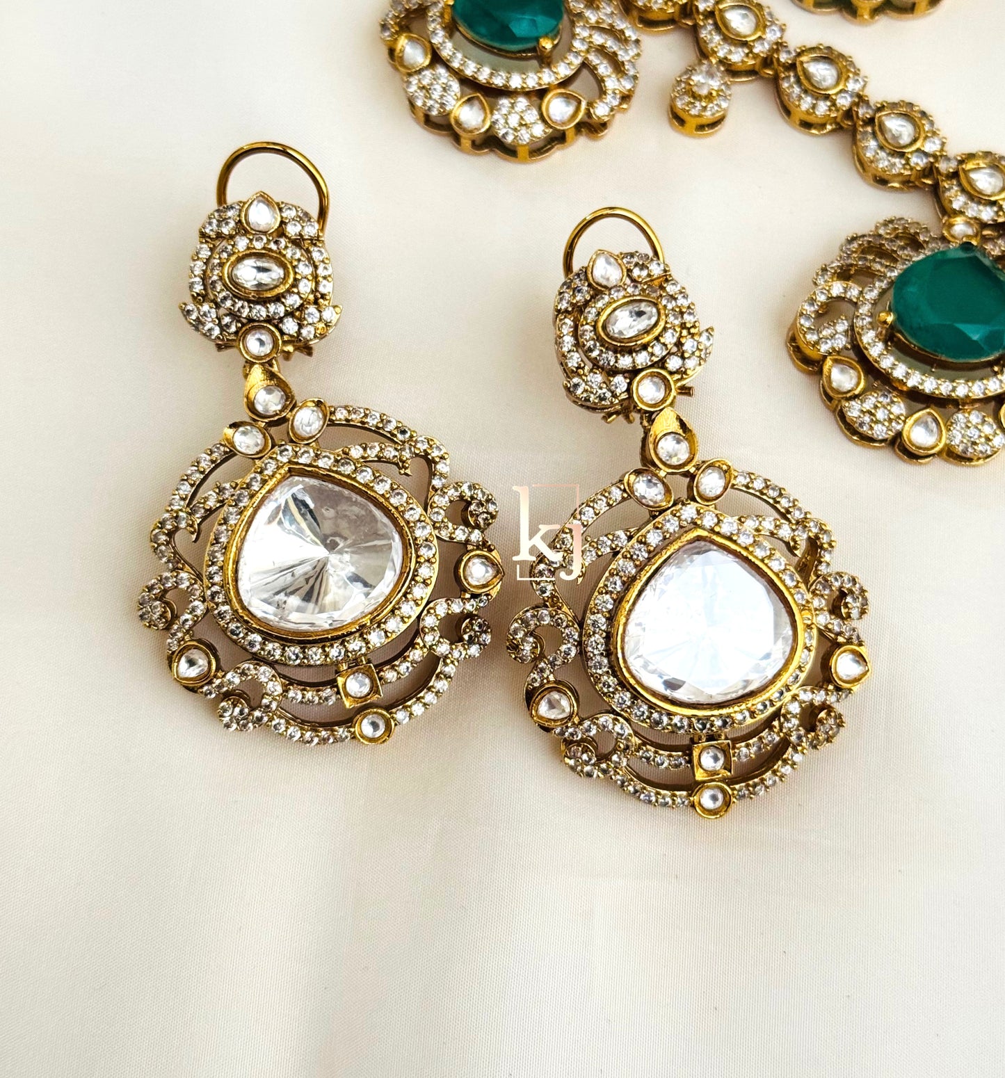 Risa necklace set