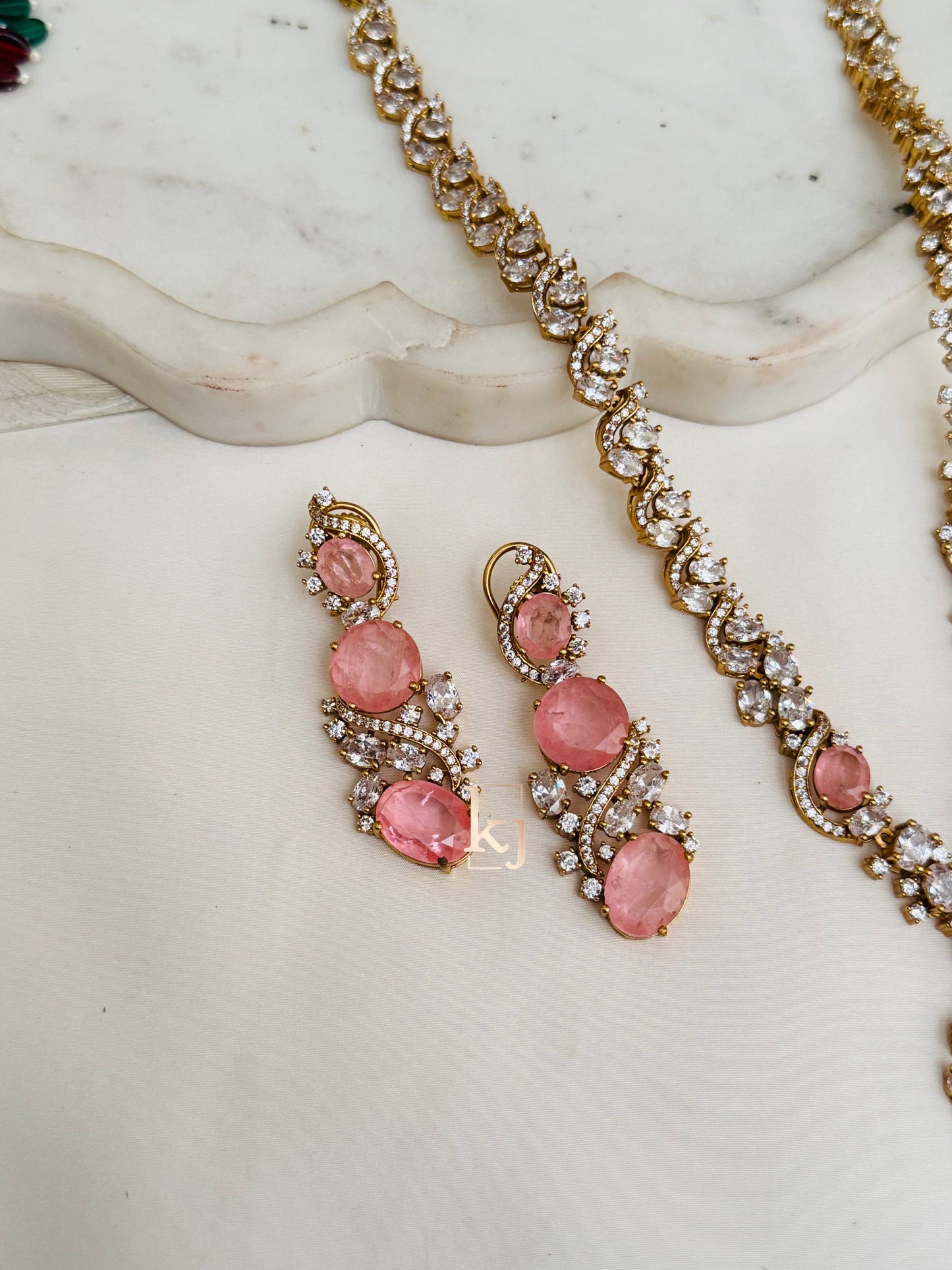 Valentina necklace set