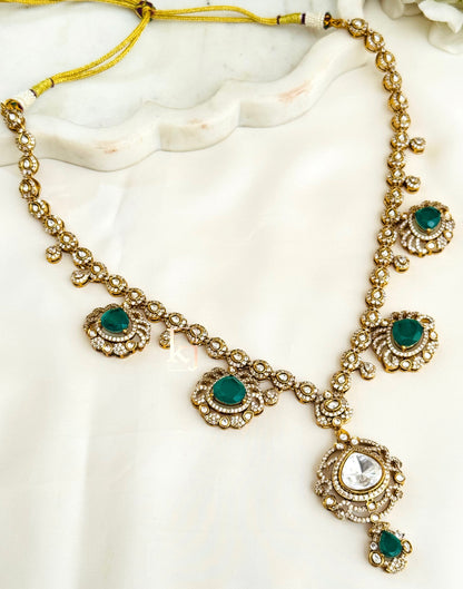 Risa necklace set