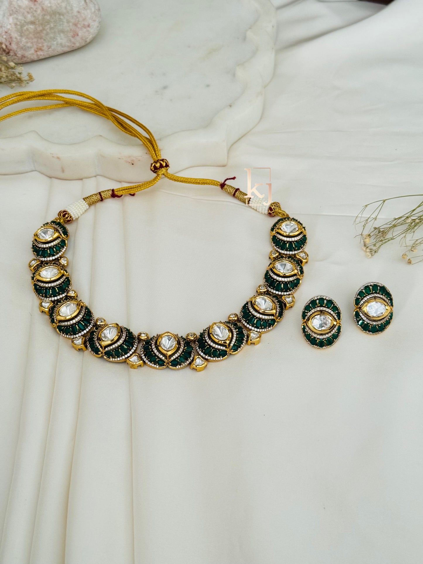 Giselle necklace set