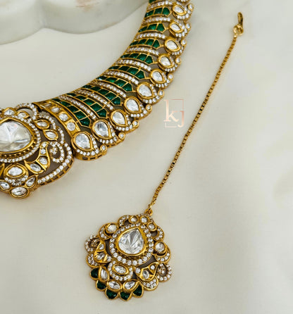 Lisara necklace set