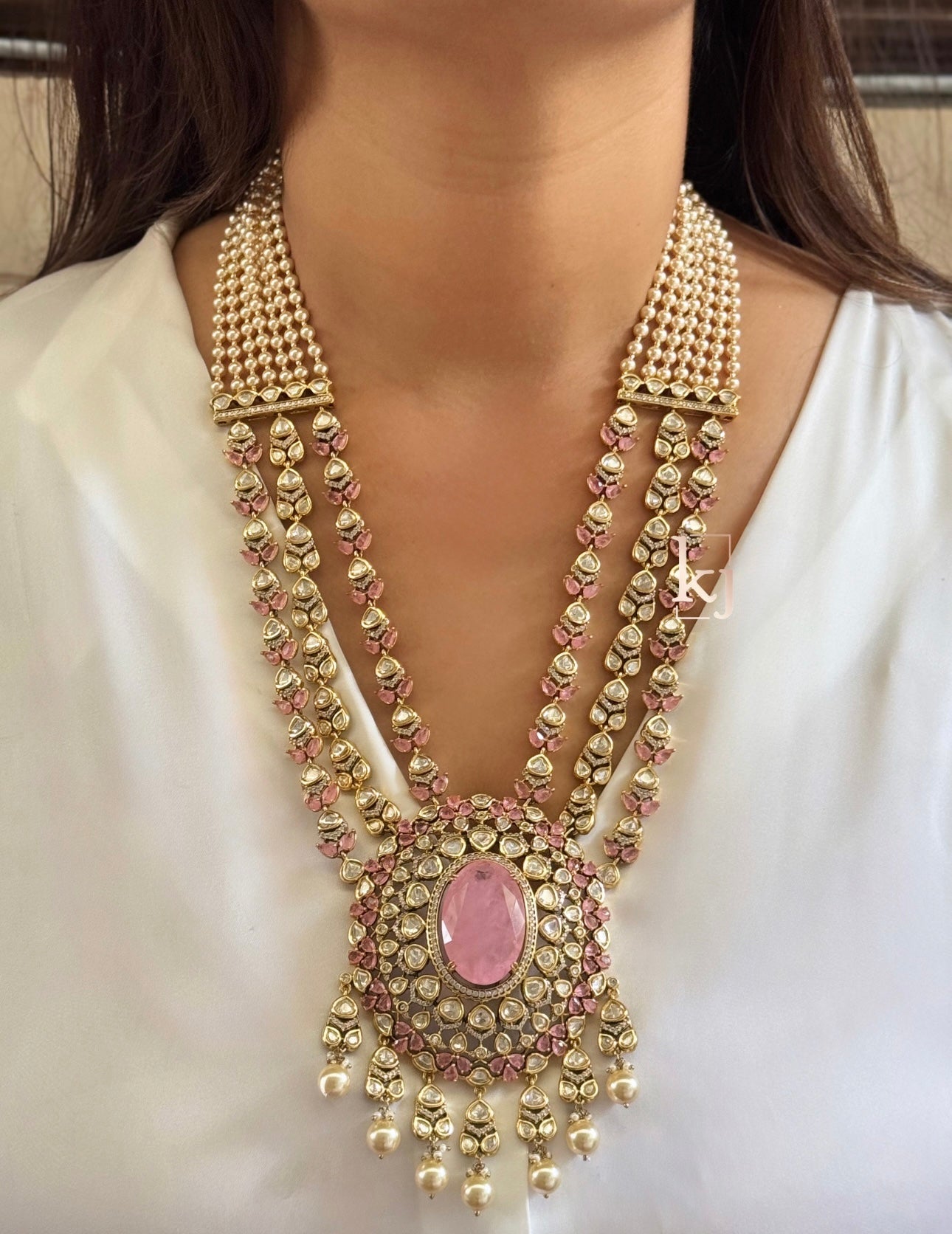 Dhara pendant set