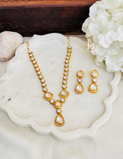 Elara necklace set