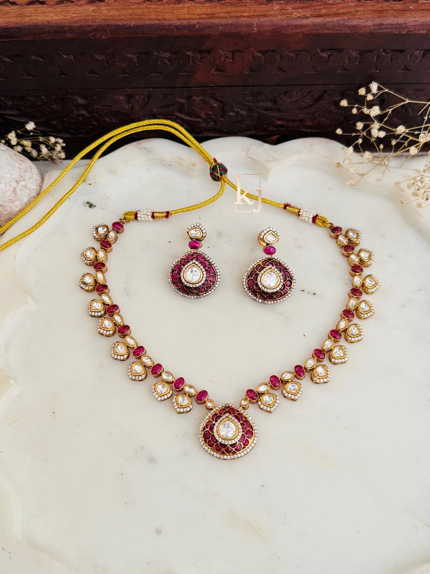Abrielle necklace set
