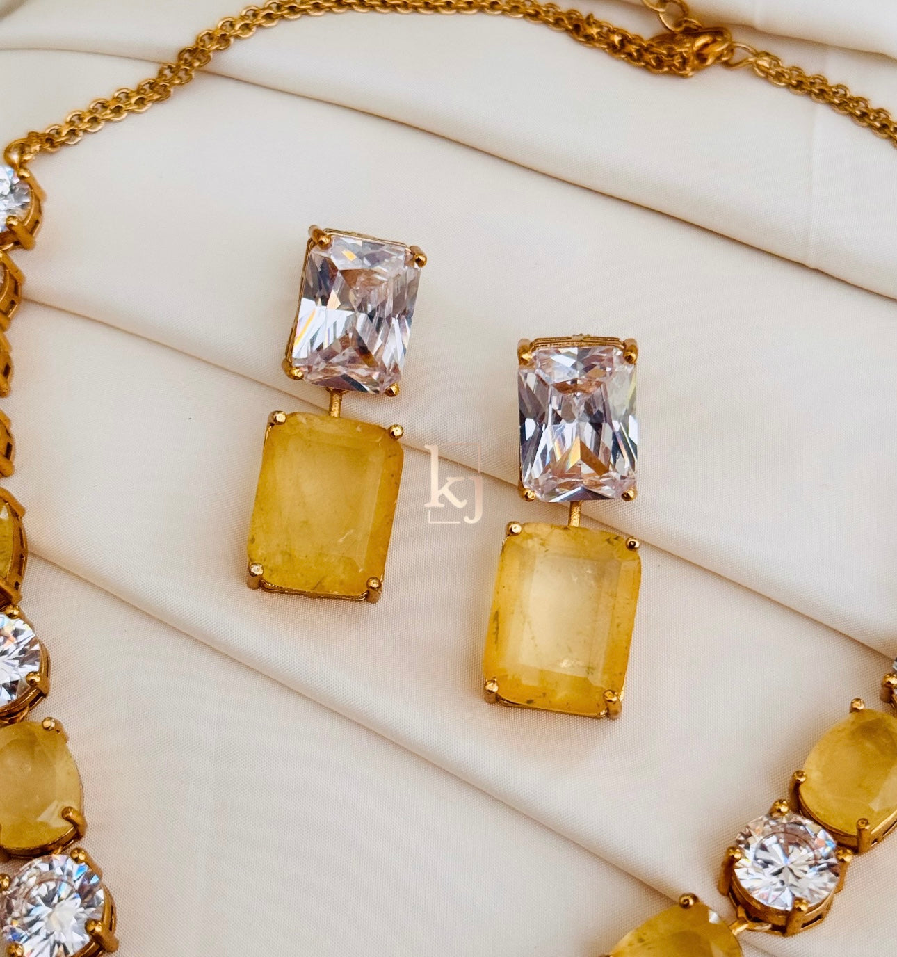 Nil necklace set