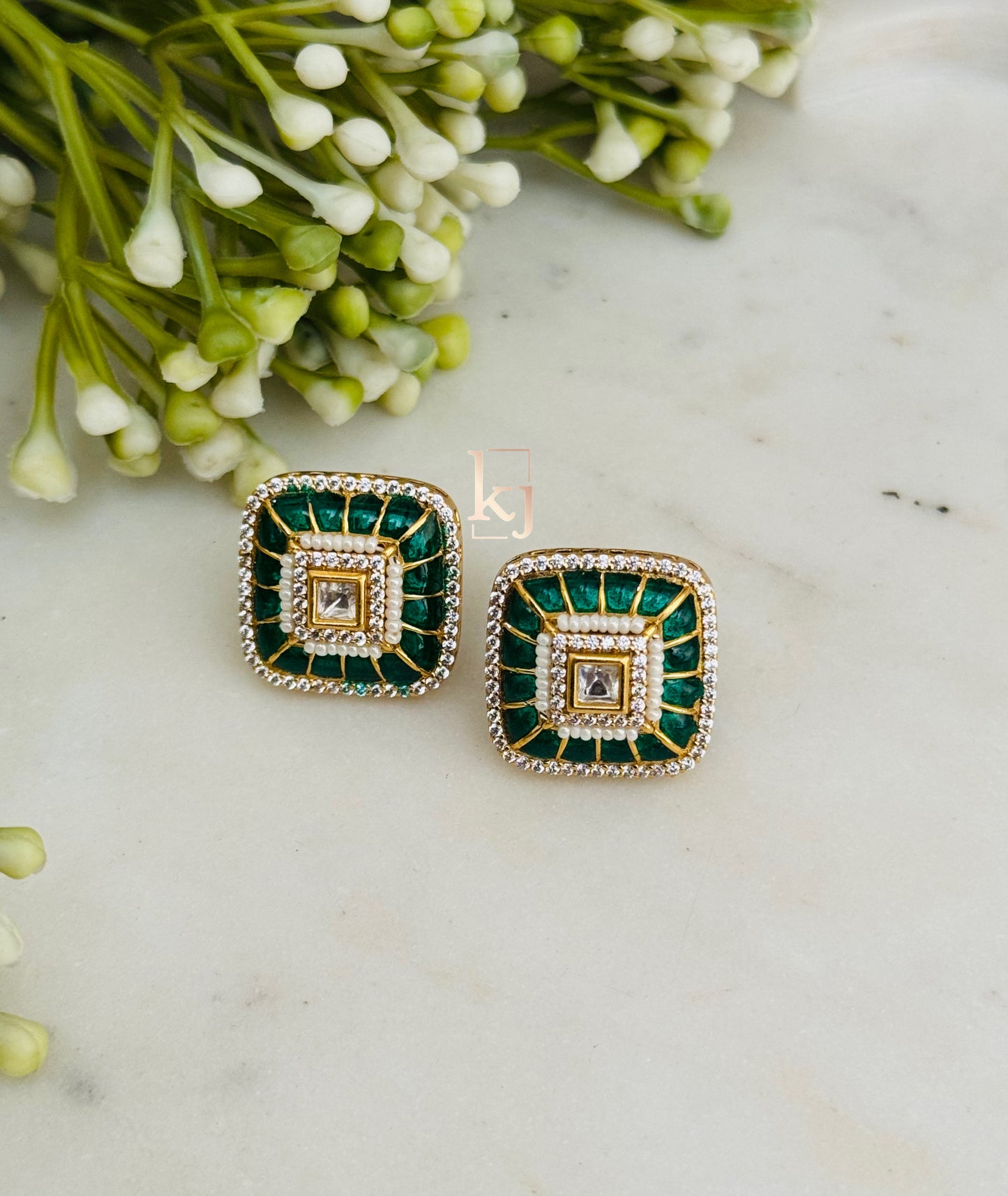 Alina stud earrings set