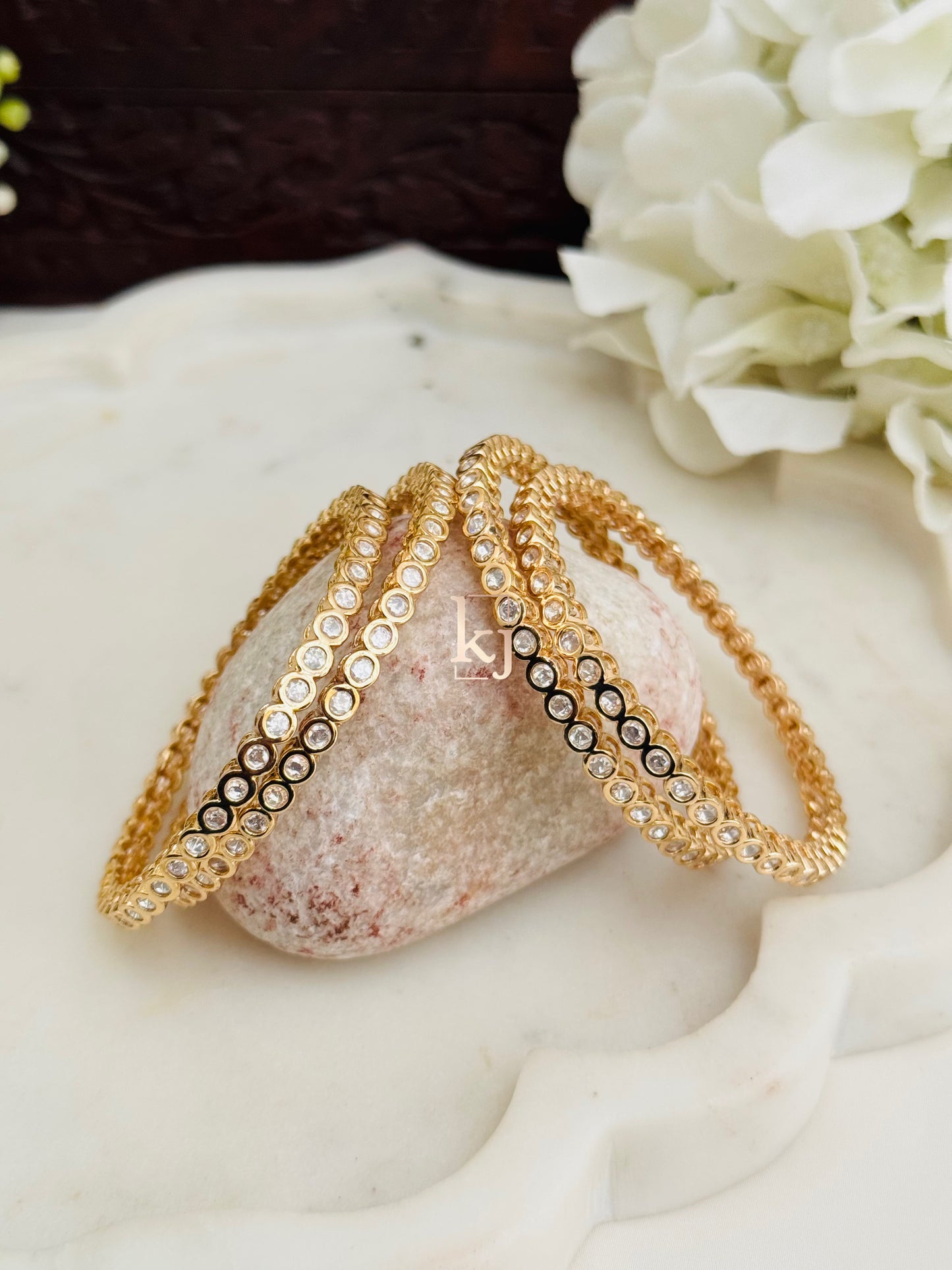 Avani bangles set size 2.4