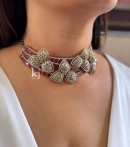 Serin choker set