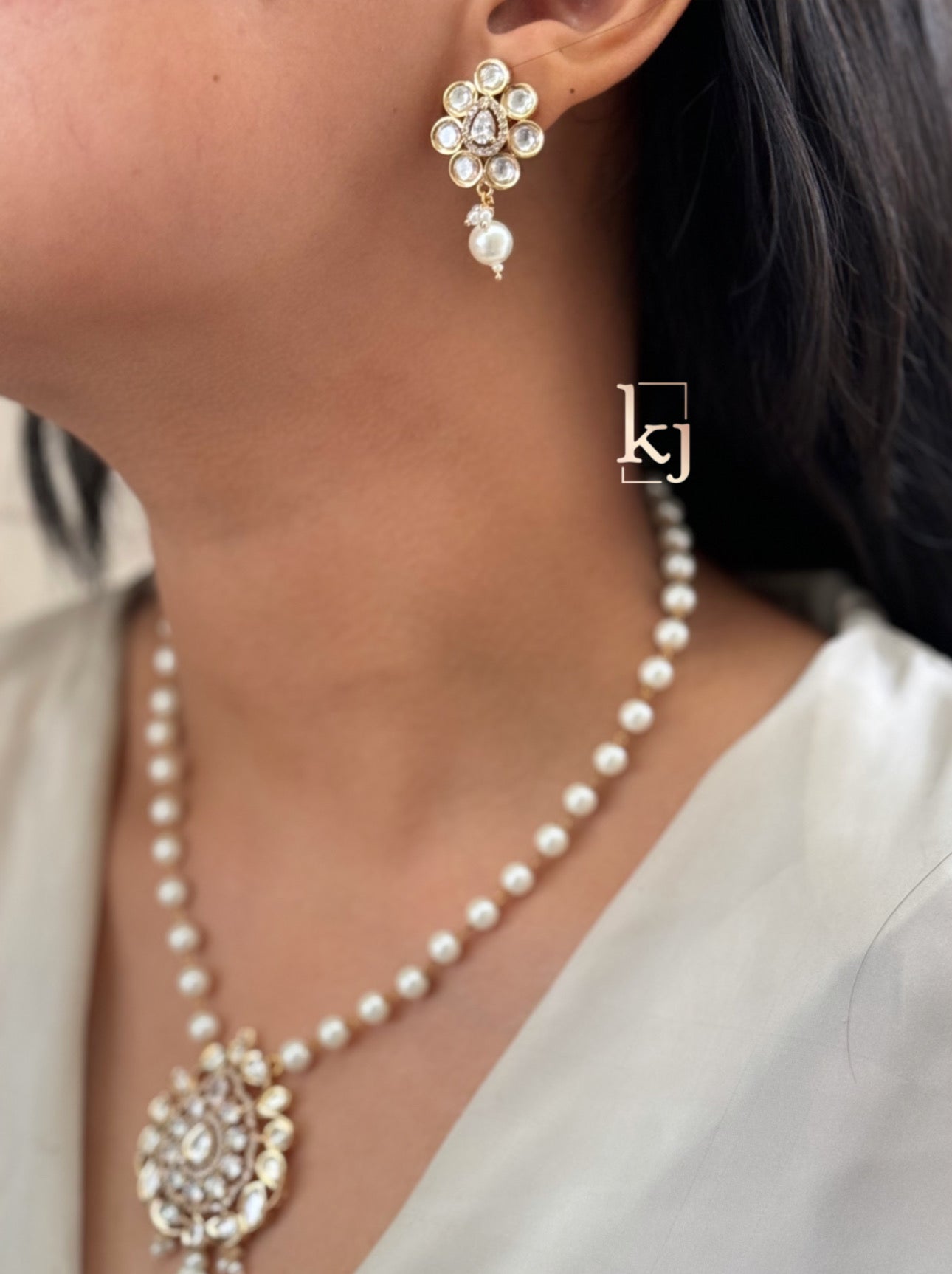 Leonora pendant set