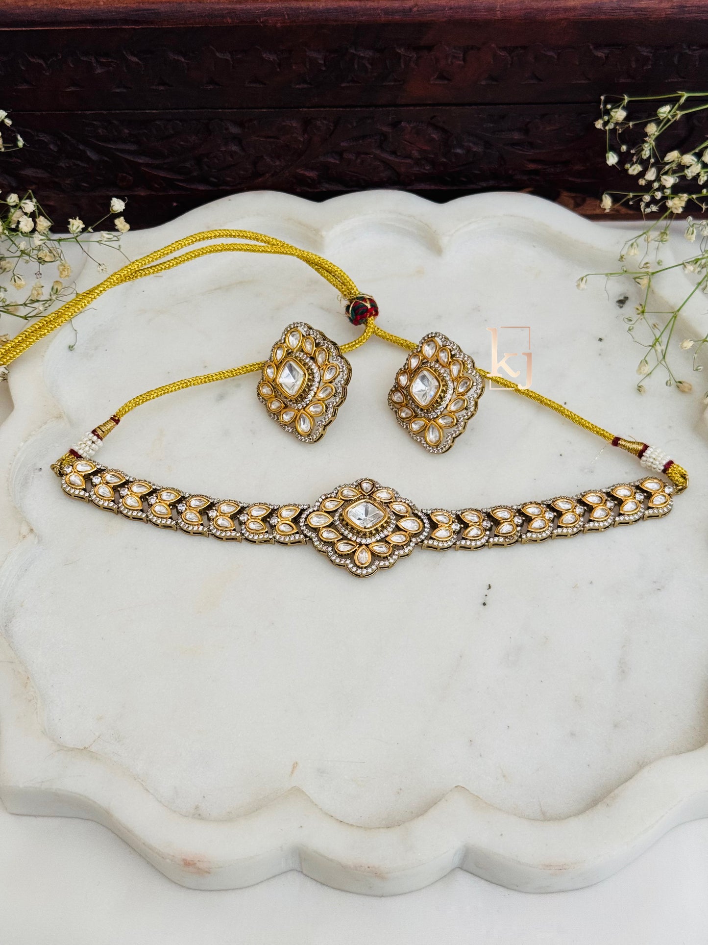 Noor choker set