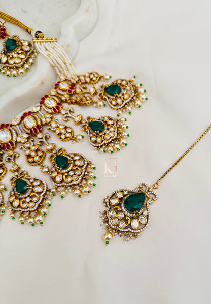 Cora bridal choker set