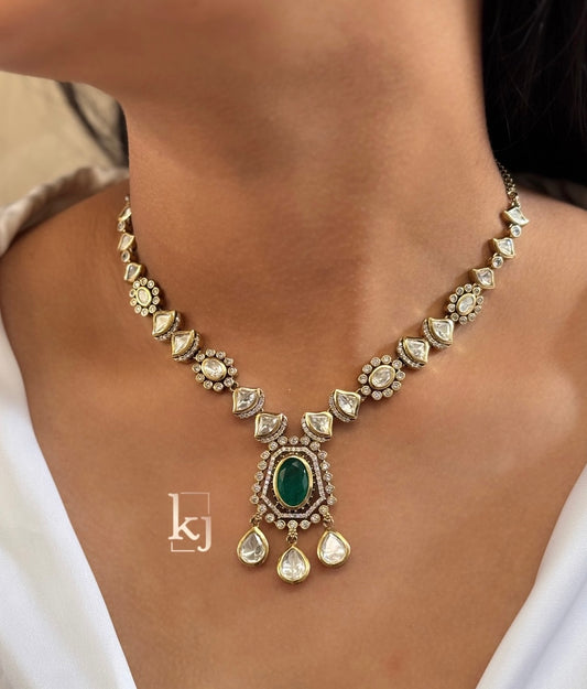 Madeleine necklace set