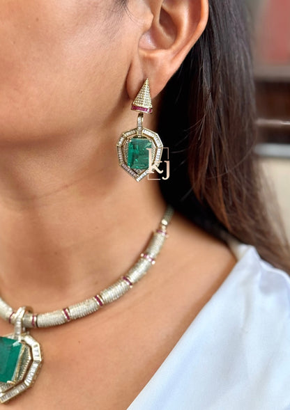 Eeva necklace set