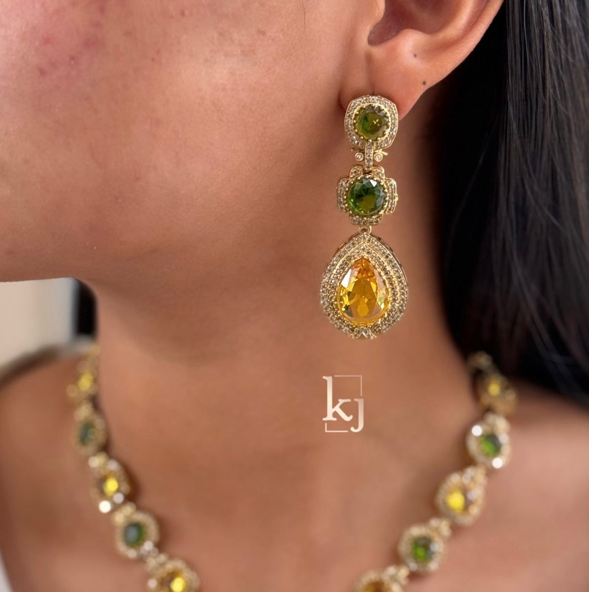 Milicent pendant set