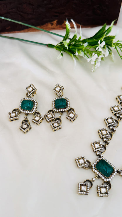 Hiraya necklace set