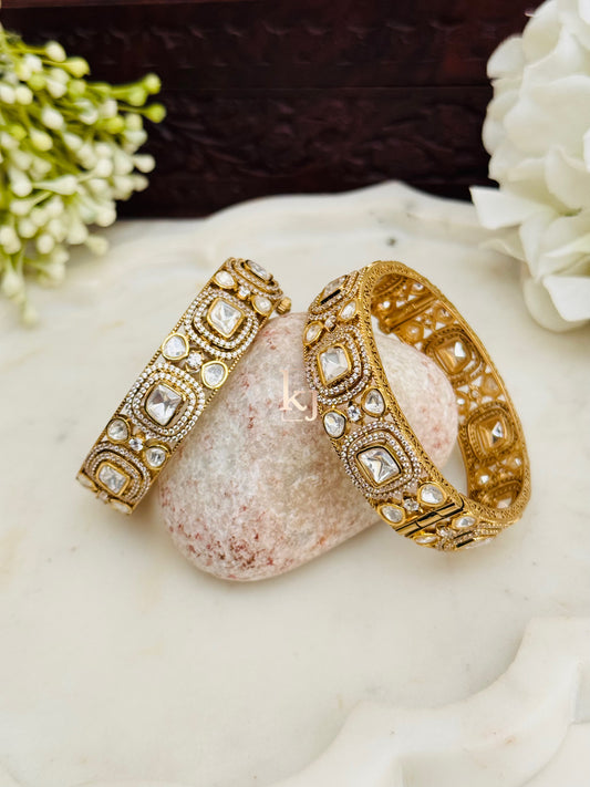 Trinay bangles set size 2.4