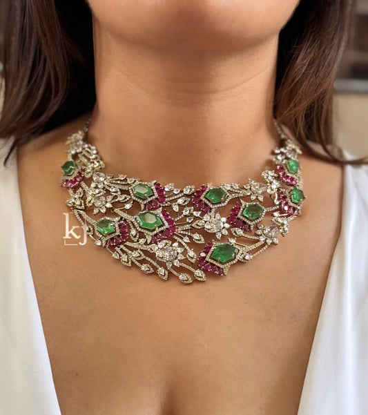 Ferin necklace set