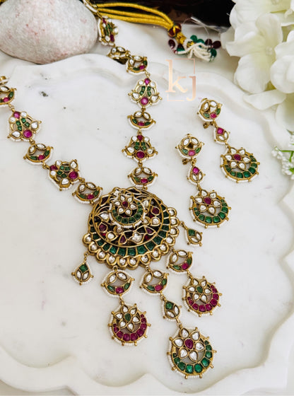 Shyla Pendant set